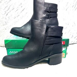 NWT Easy Street 9WW Black Matte Murphy Bootie Block heel